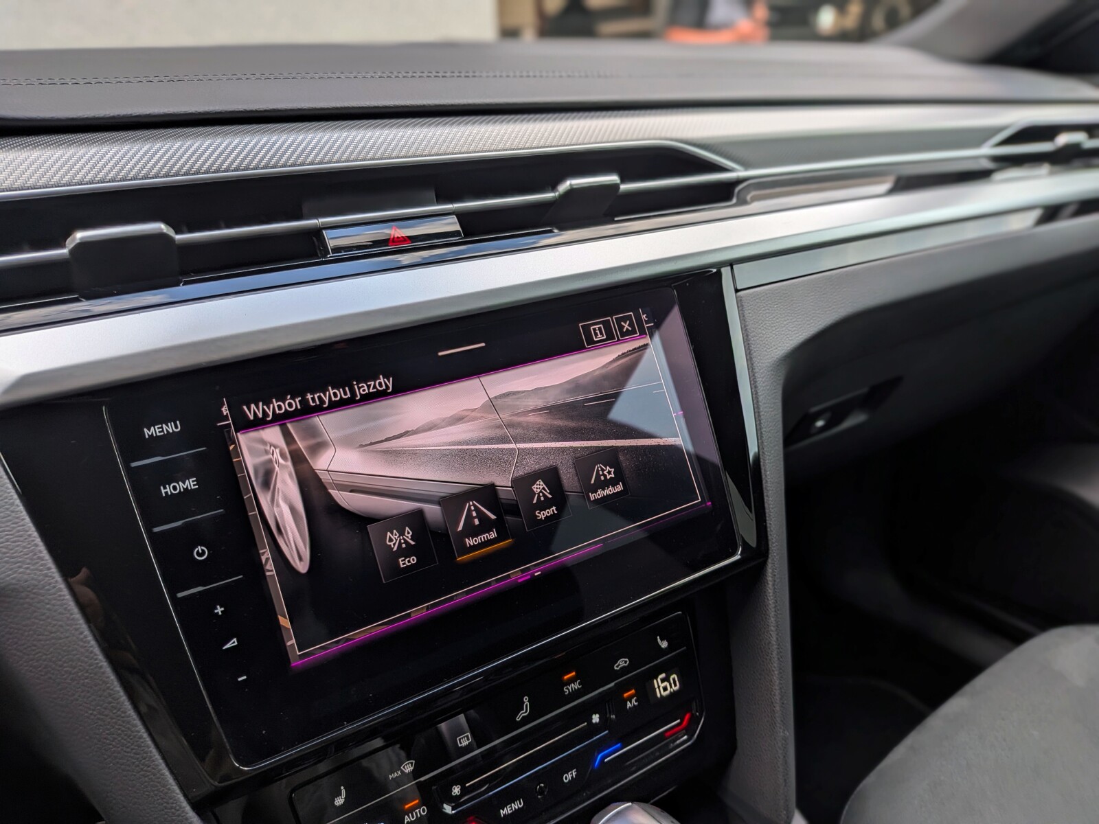 Volkswagen Arteon - zdjęcie 26