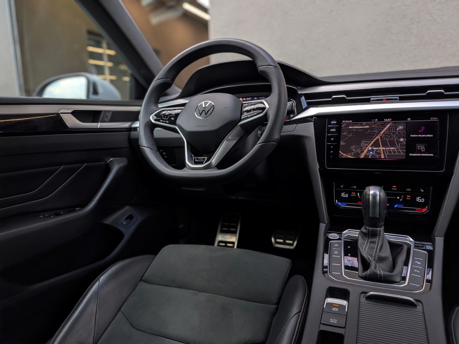 Volkswagen Arteon - zdjęcie 13