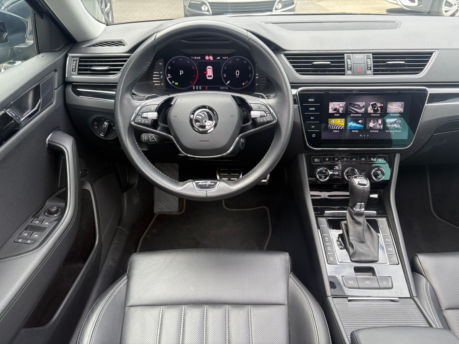 Škoda Superb - zdjęcie 10