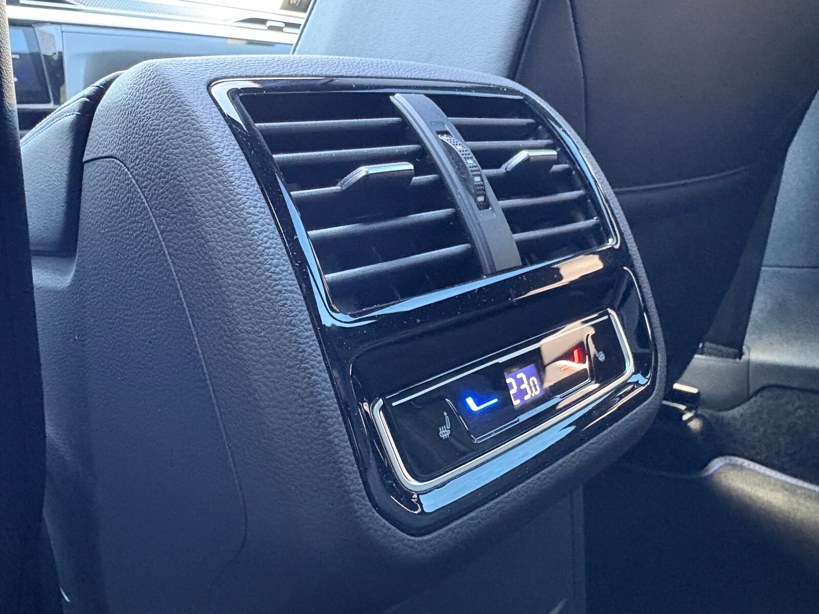 Volkswagen Arteon Shooting Brake - zdjęcie 16