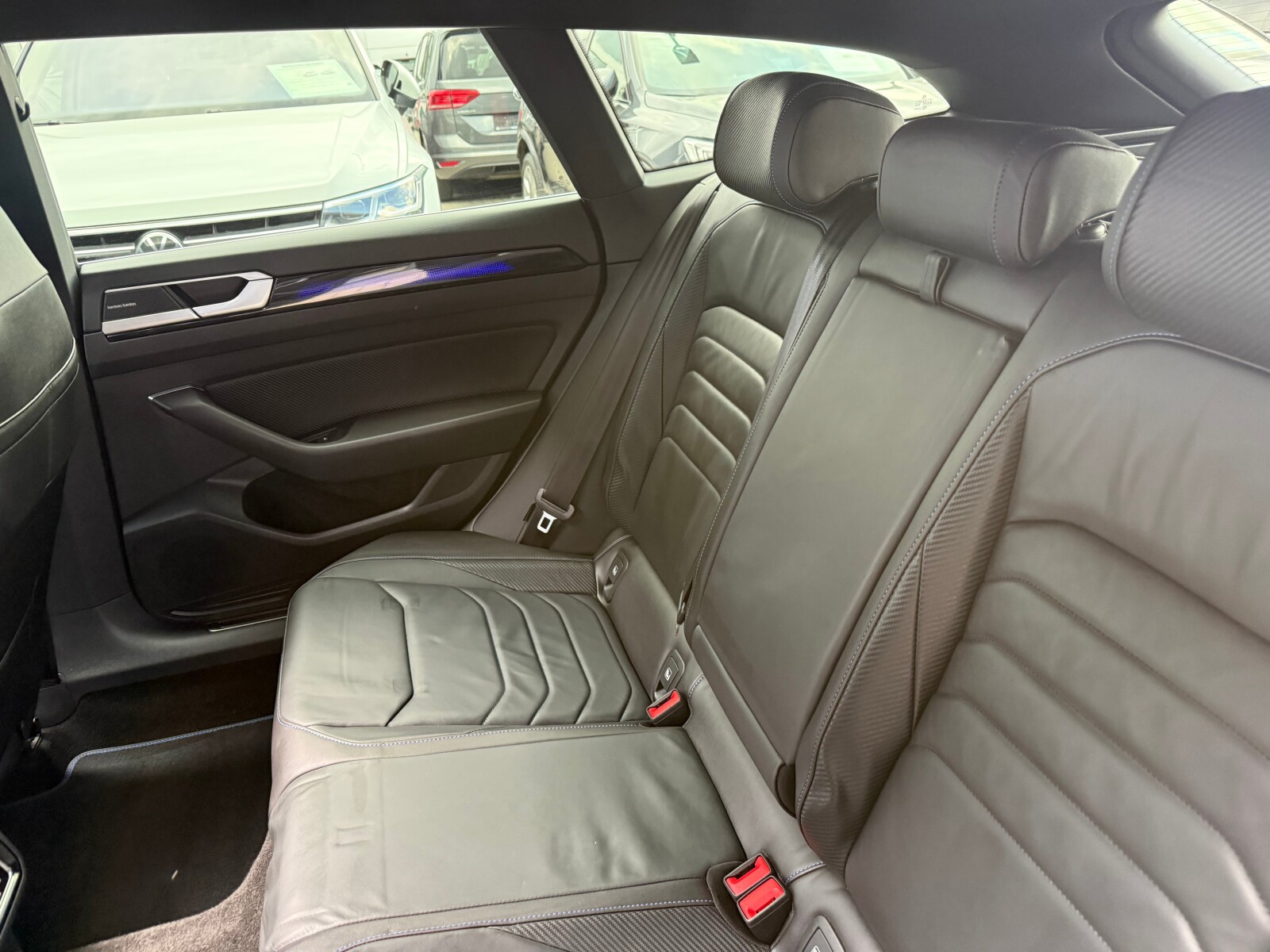 Volkswagen Arteon Shooting Brake - zdjęcie 14