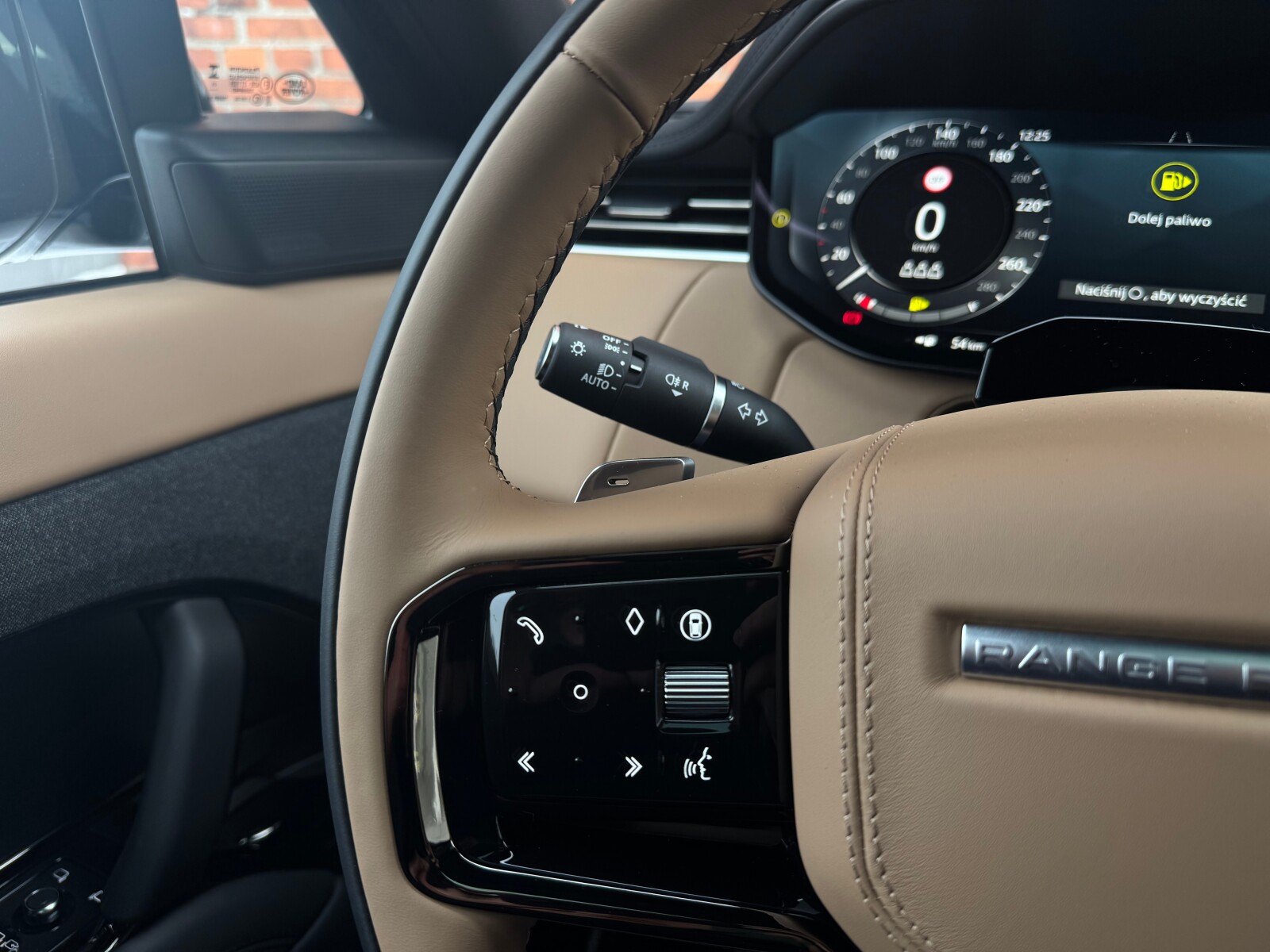 Land Rover Range Rover Sport - zdjęcie 10