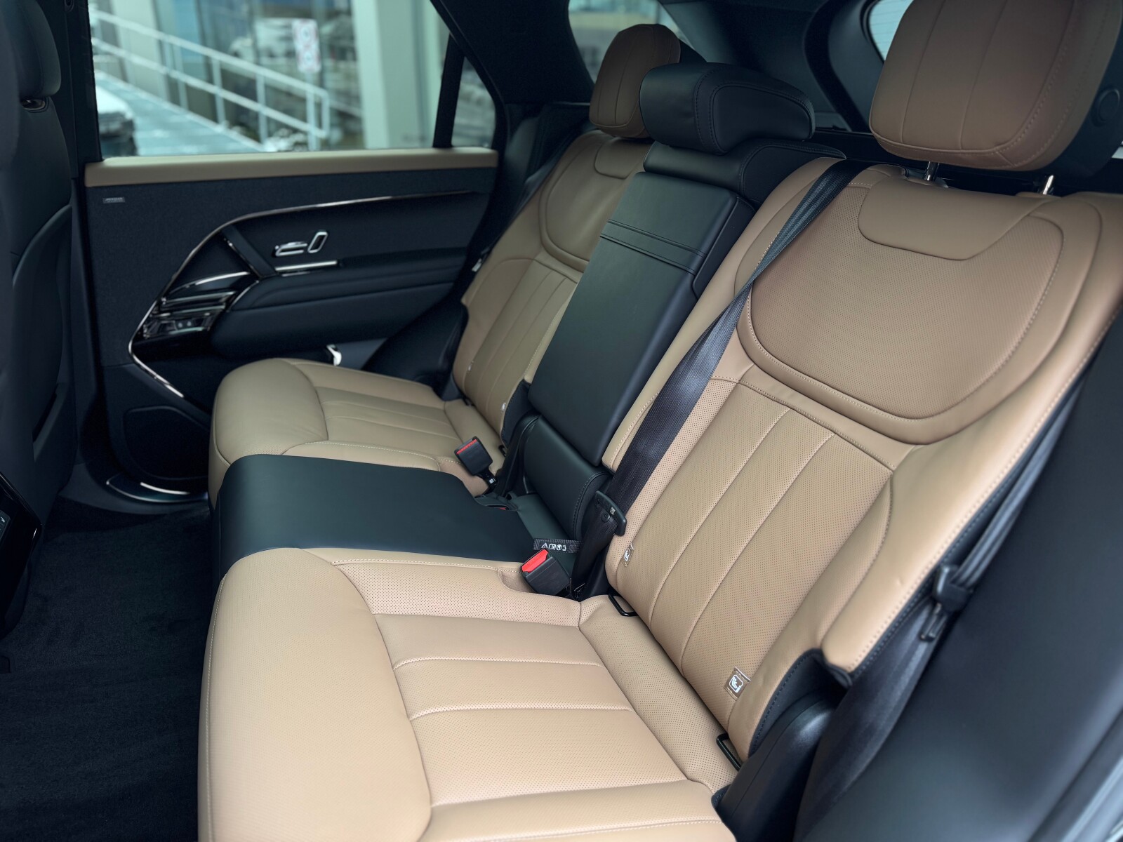 Land Rover Range Rover Sport - zdjęcie 21