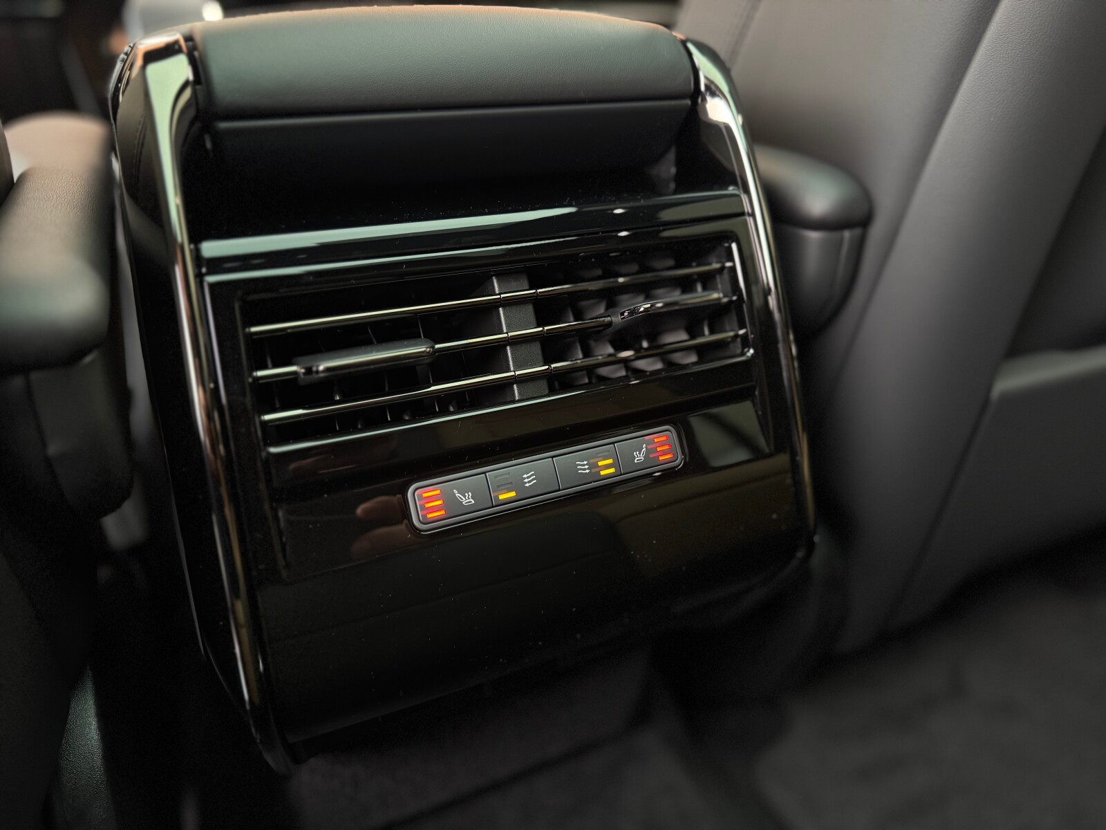 Land Rover Range Rover Sport - zdjęcie 23