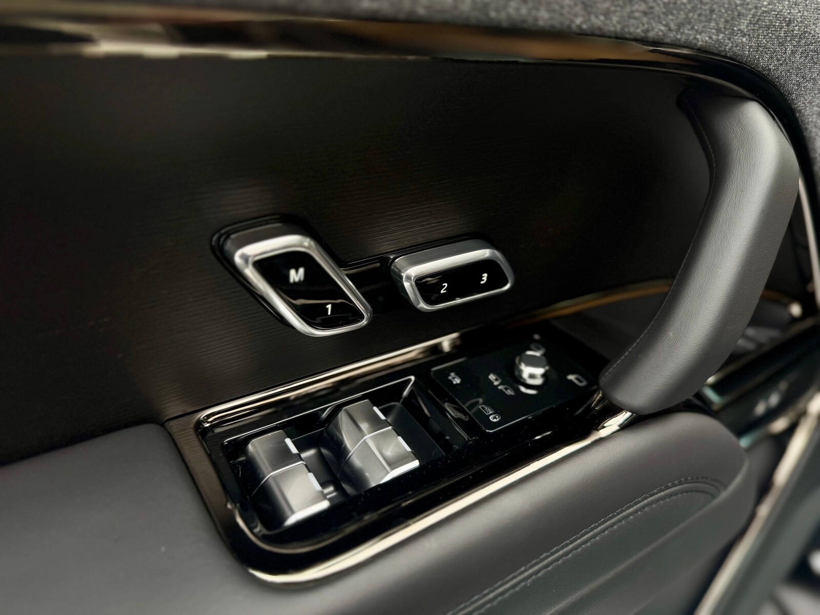 Land Rover Range Rover Sport - zdjęcie 7