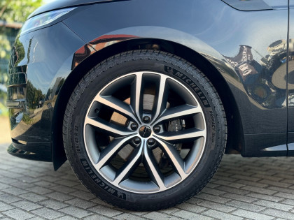 Range Rover Sport MY26 3.0D I6 300 PS AWD Auto Dynamic SE