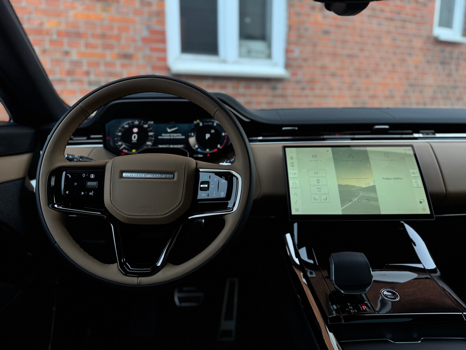 Land Rover Range Rover Sport - zdjęcie 24