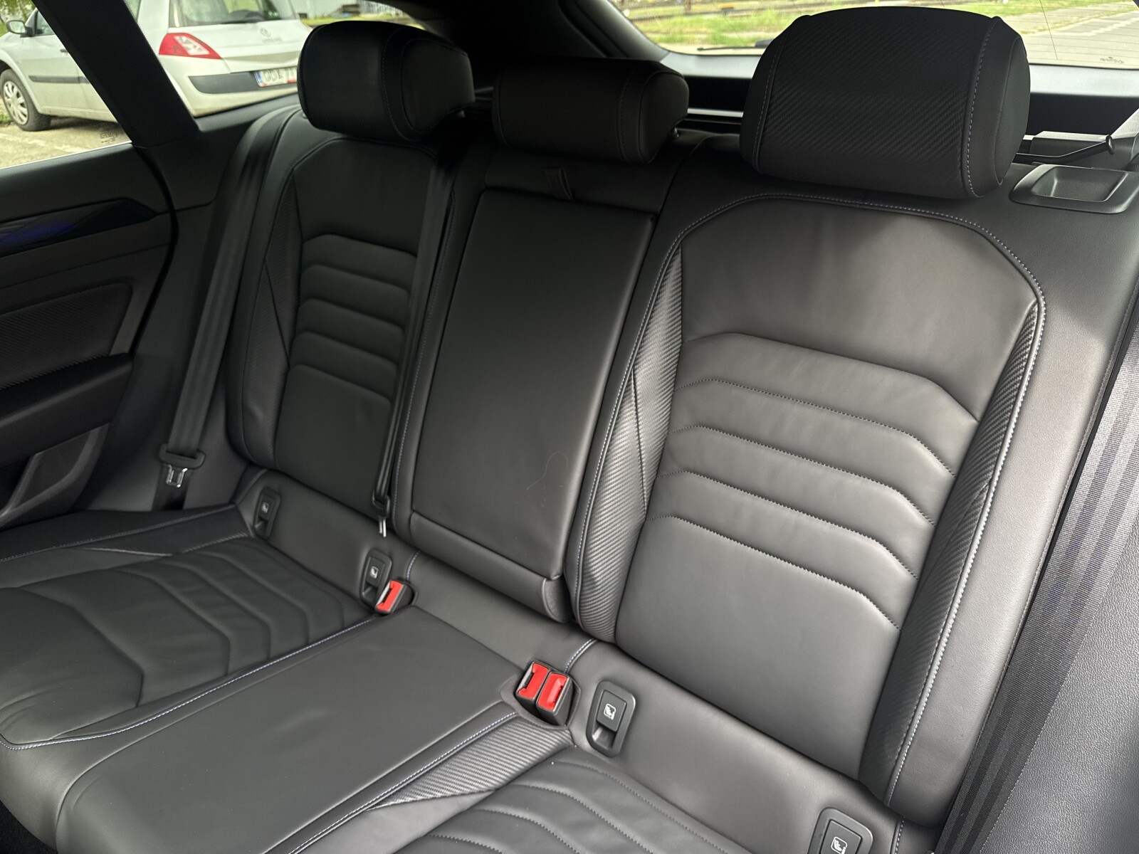 Volkswagen Arteon Shooting Brake - zdjęcie 33