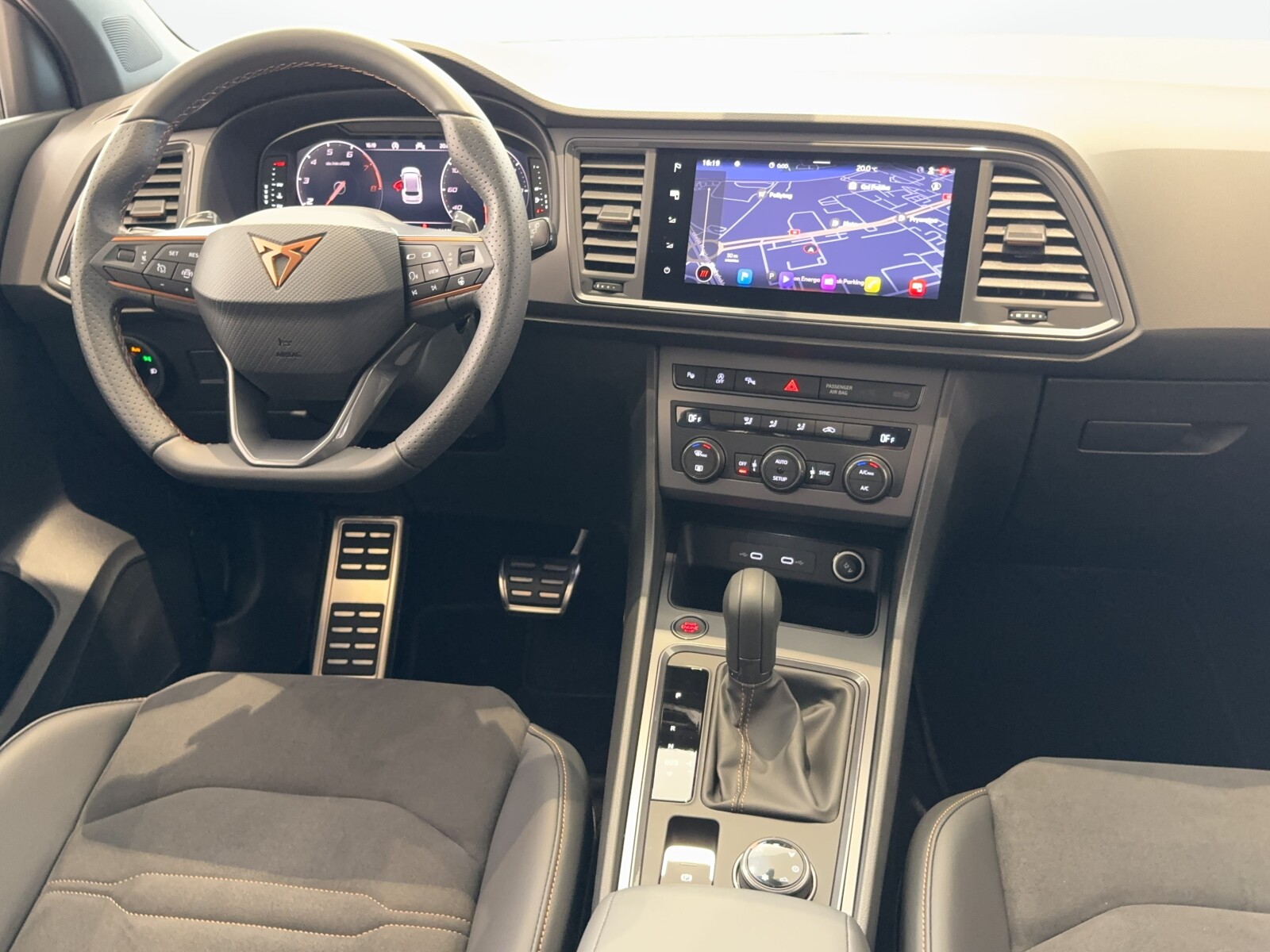Cupra Ateca - zdjęcie 14