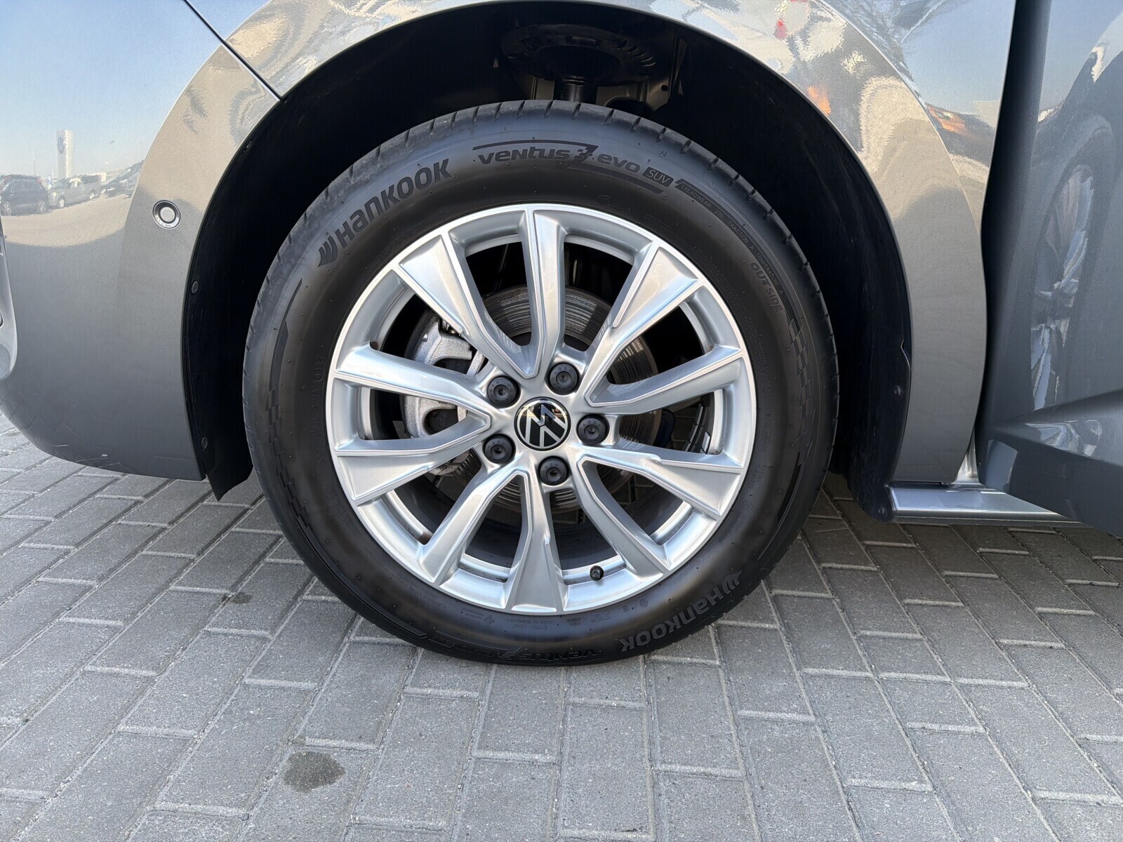 Volkswagen Multivan - zdjęcie 18