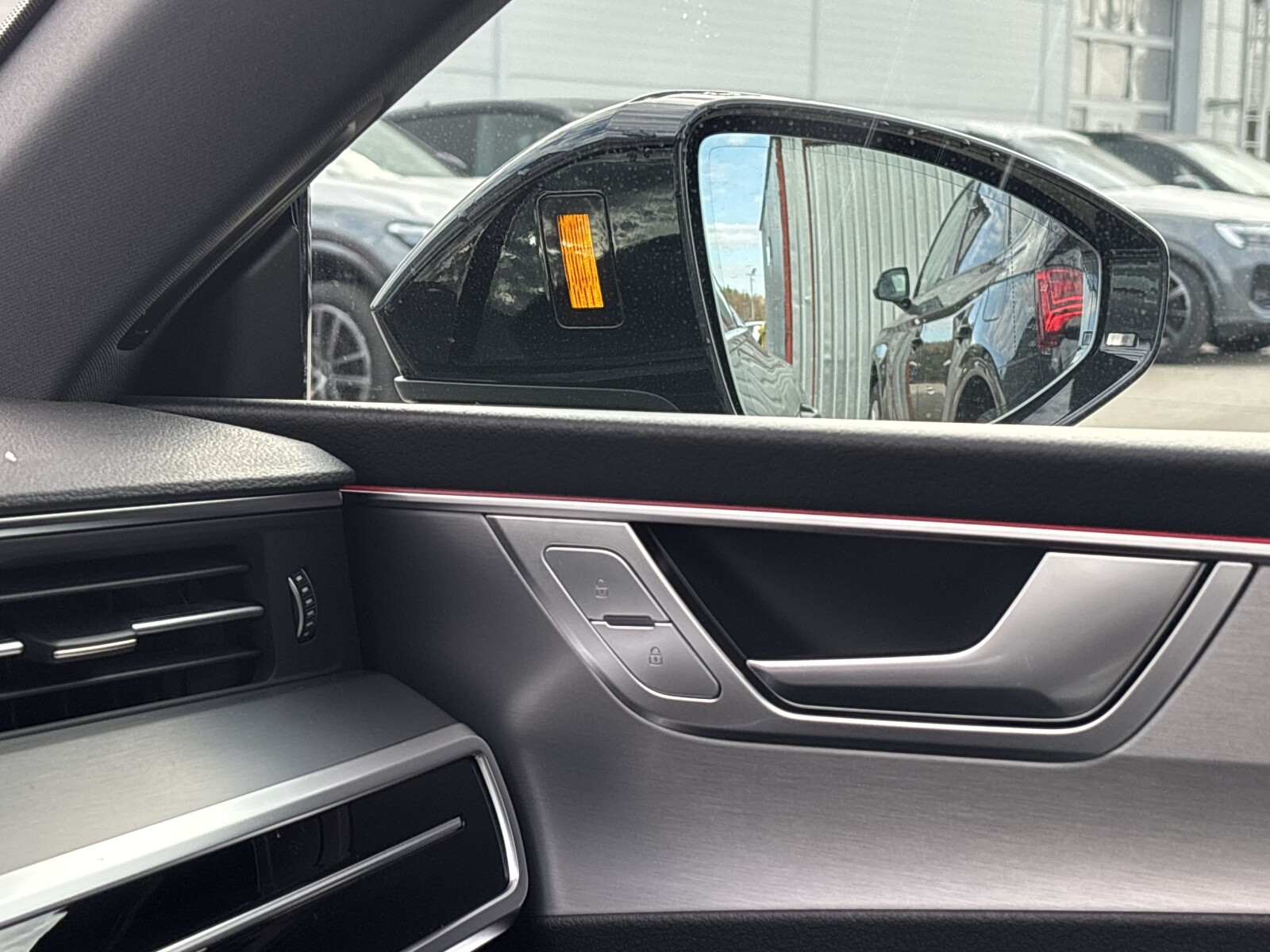 Audi A7 Sportback - zdjęcie 30