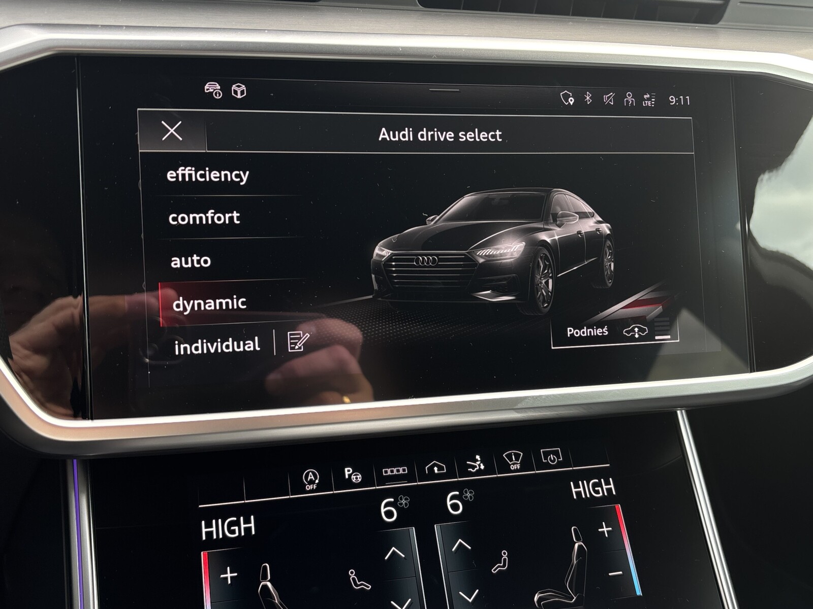 Audi A7 Sportback - zdjęcie 24