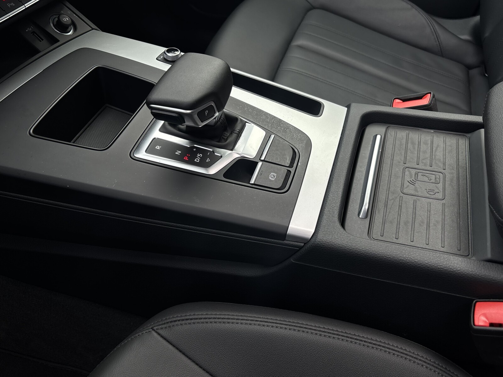 Audi Q5 Sportback - zdjęcie 18