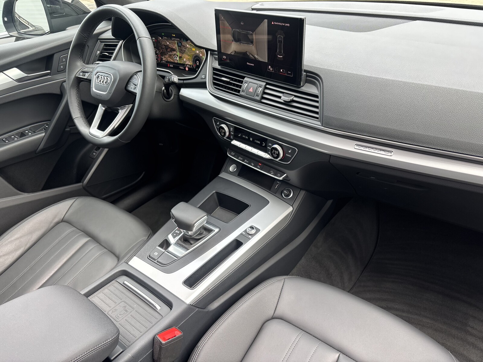 Audi Q5 Sportback - zdjęcie 39