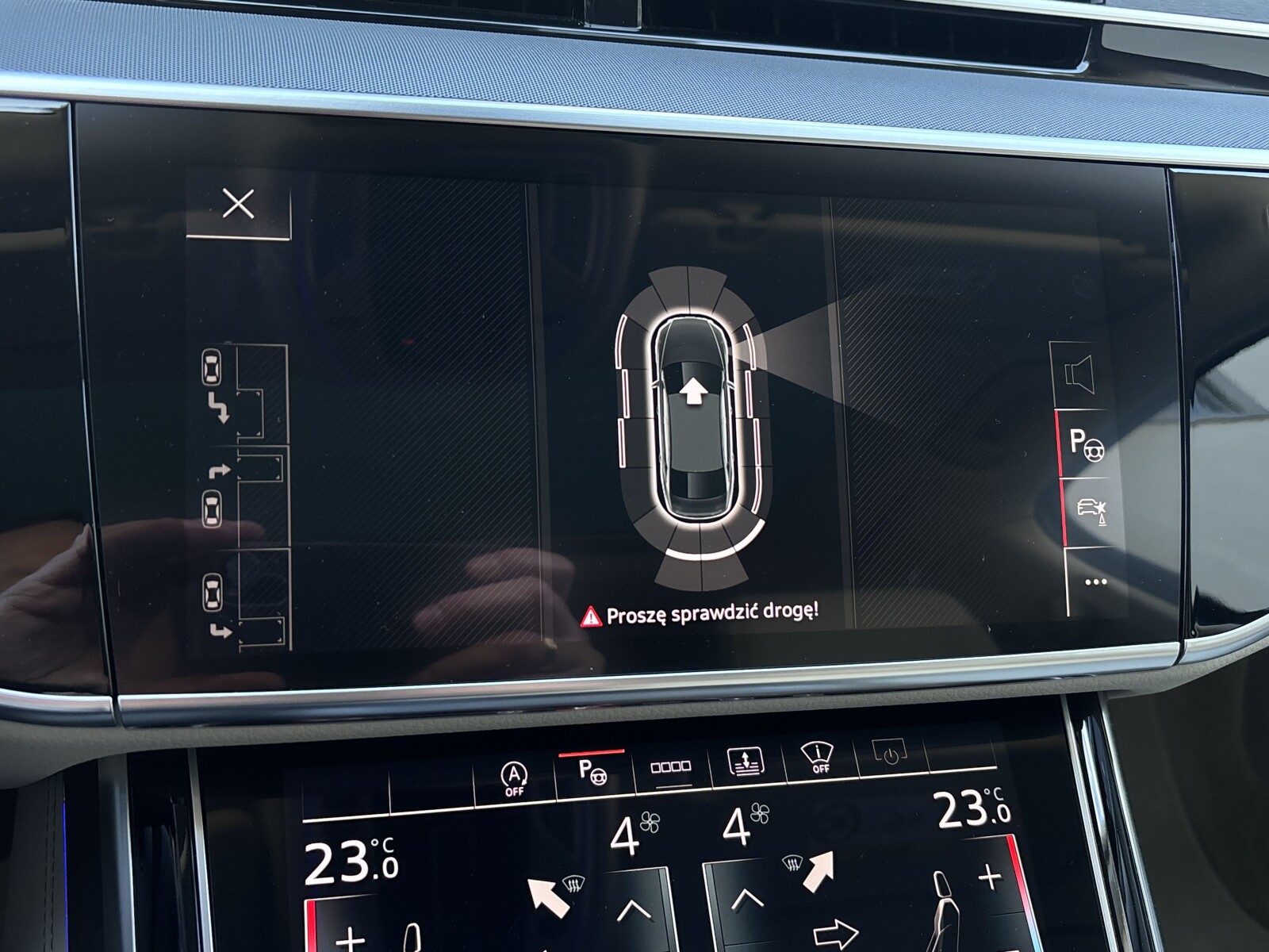 Audi A8 - zdjęcie 30