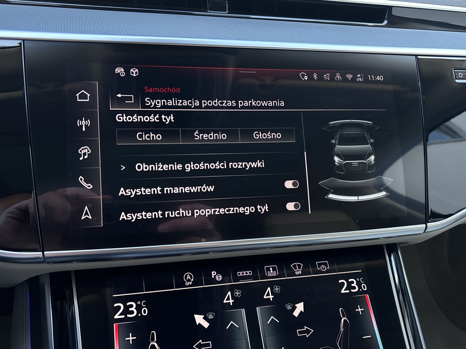 Audi A8 - zdjęcie 24