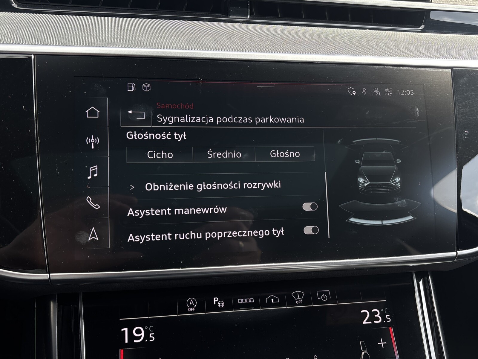 Audi A8 - zdjęcie 27