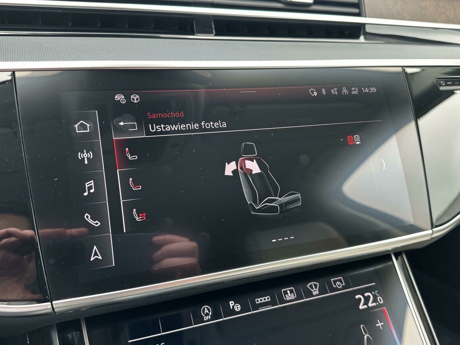 Audi A8 - zdjęcie 37