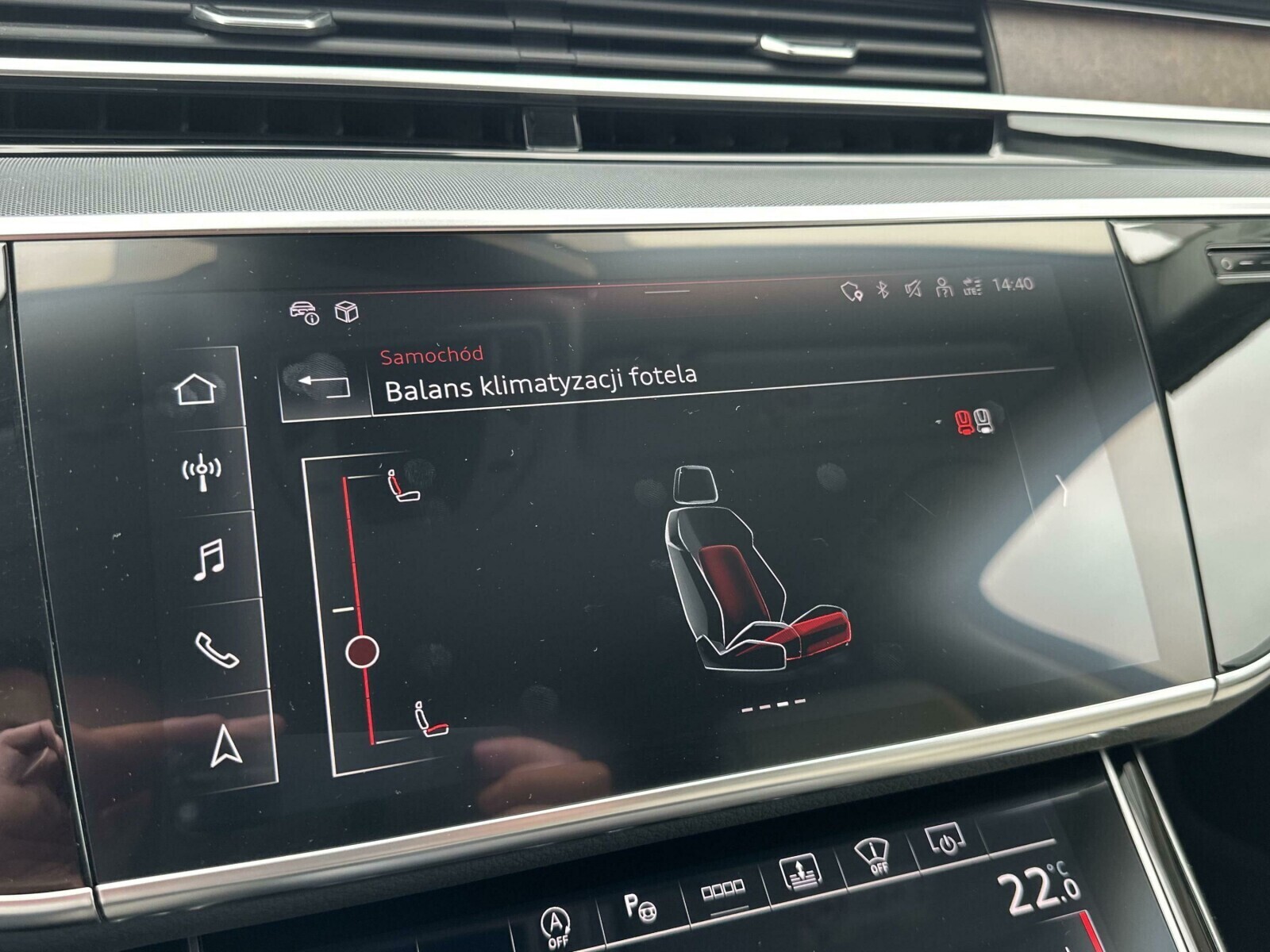 Audi A8 - zdjęcie 35