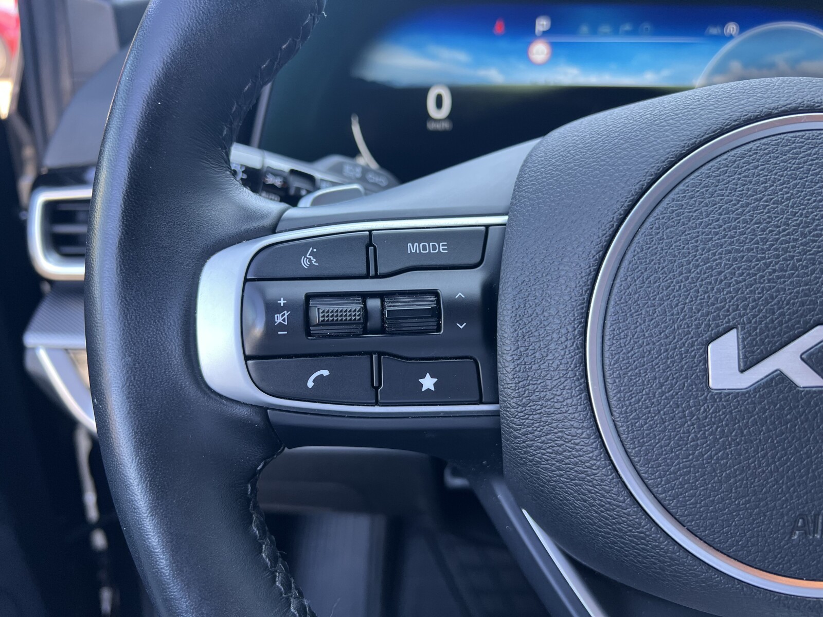 Kia Sportage - zdjęcie 14