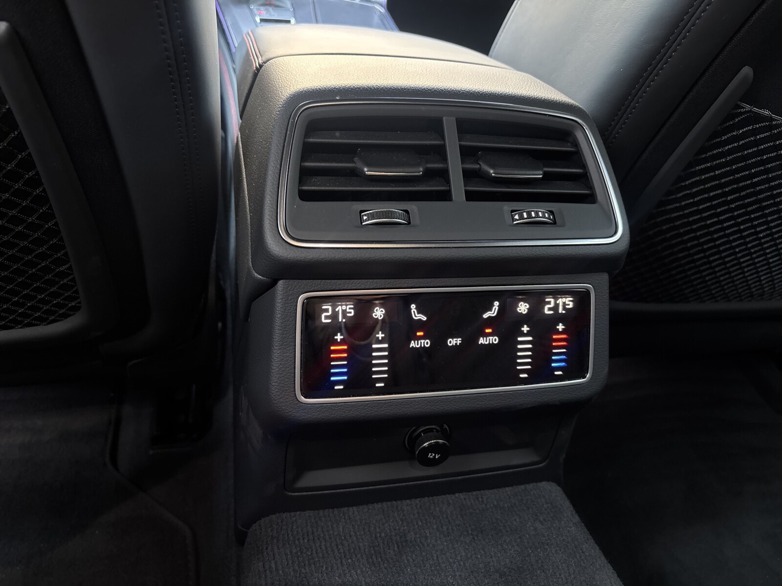 Audi A7 Sportback - zdjęcie 37