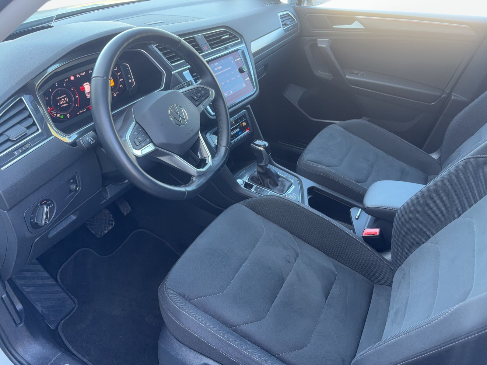Volkswagen Tiguan Allspace - zdjęcie 9