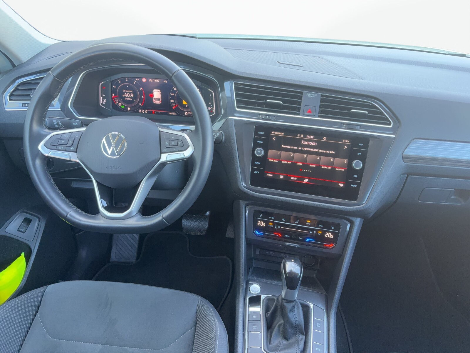 Volkswagen Tiguan Allspace - zdjęcie 11