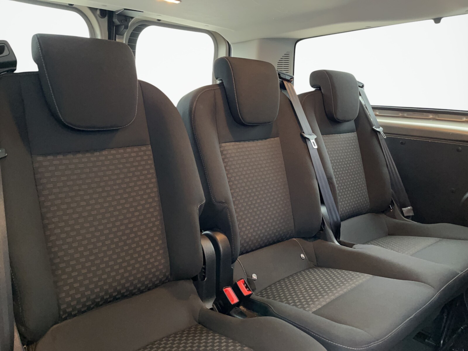 Ford Transit Custom - zdjęcie 15