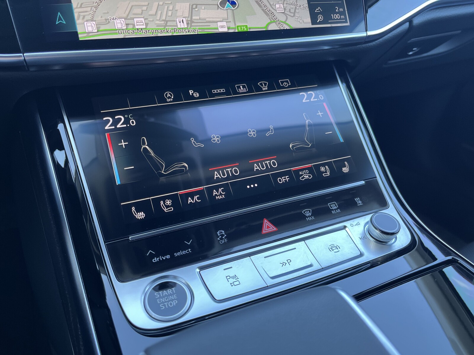 Audi A8 - zdjęcie 24