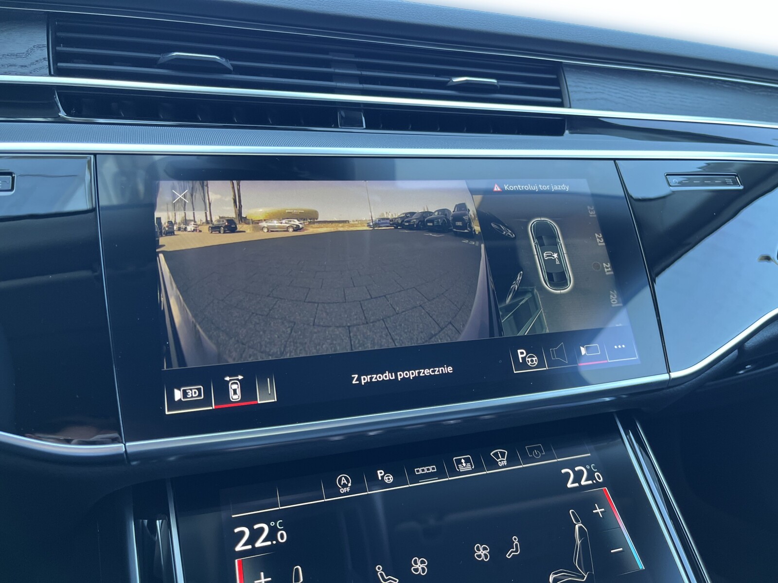 Audi A8 - zdjęcie 27