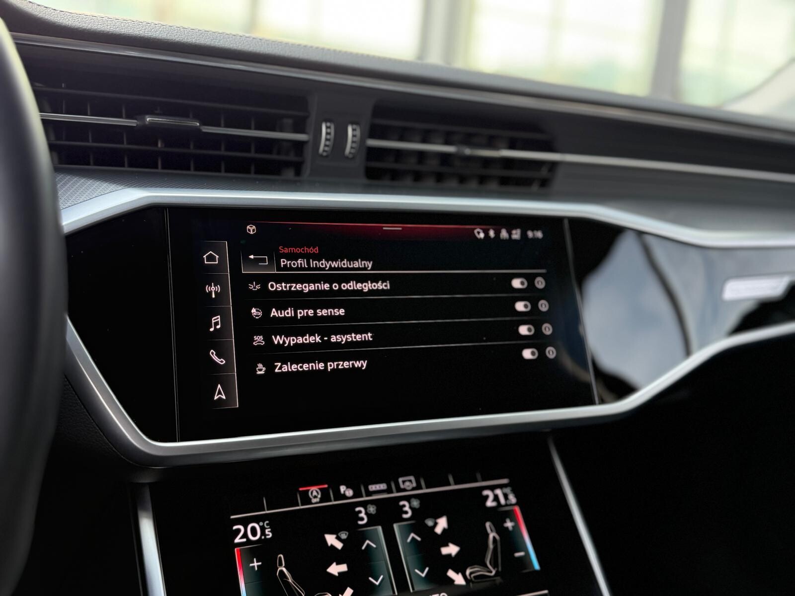 Audi A6 Avant - zdjęcie 32