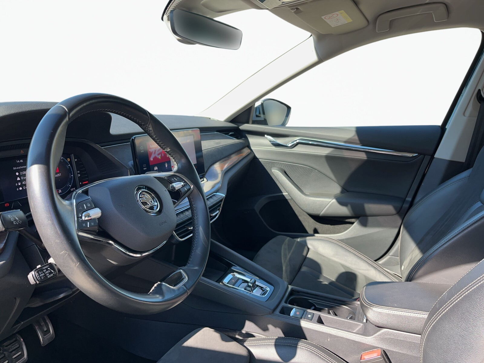 Škoda Octavia Combi - zdjęcie 9