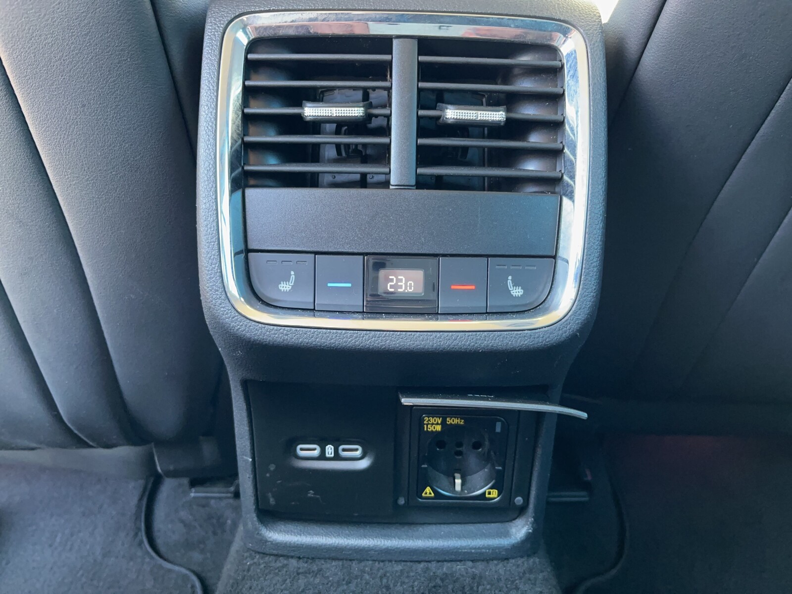 Škoda Octavia Combi - zdjęcie 15