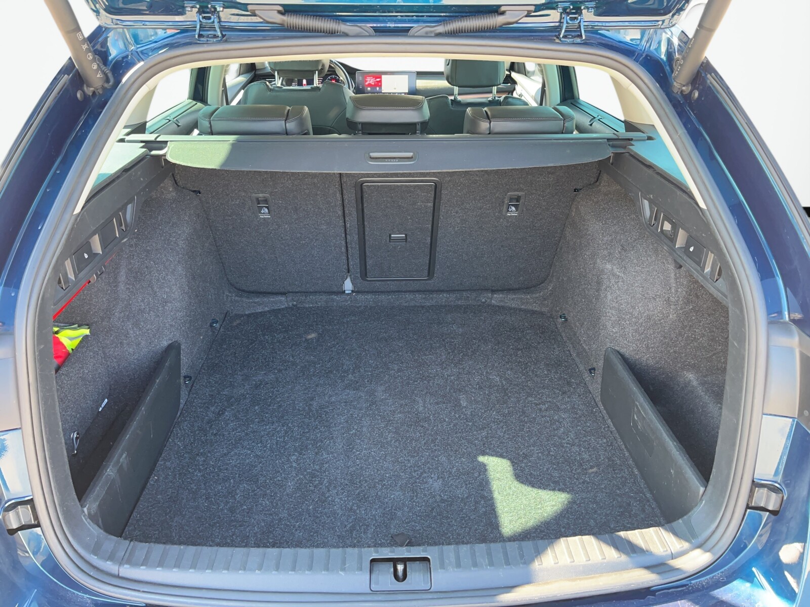 Škoda Octavia Combi - zdjęcie 17