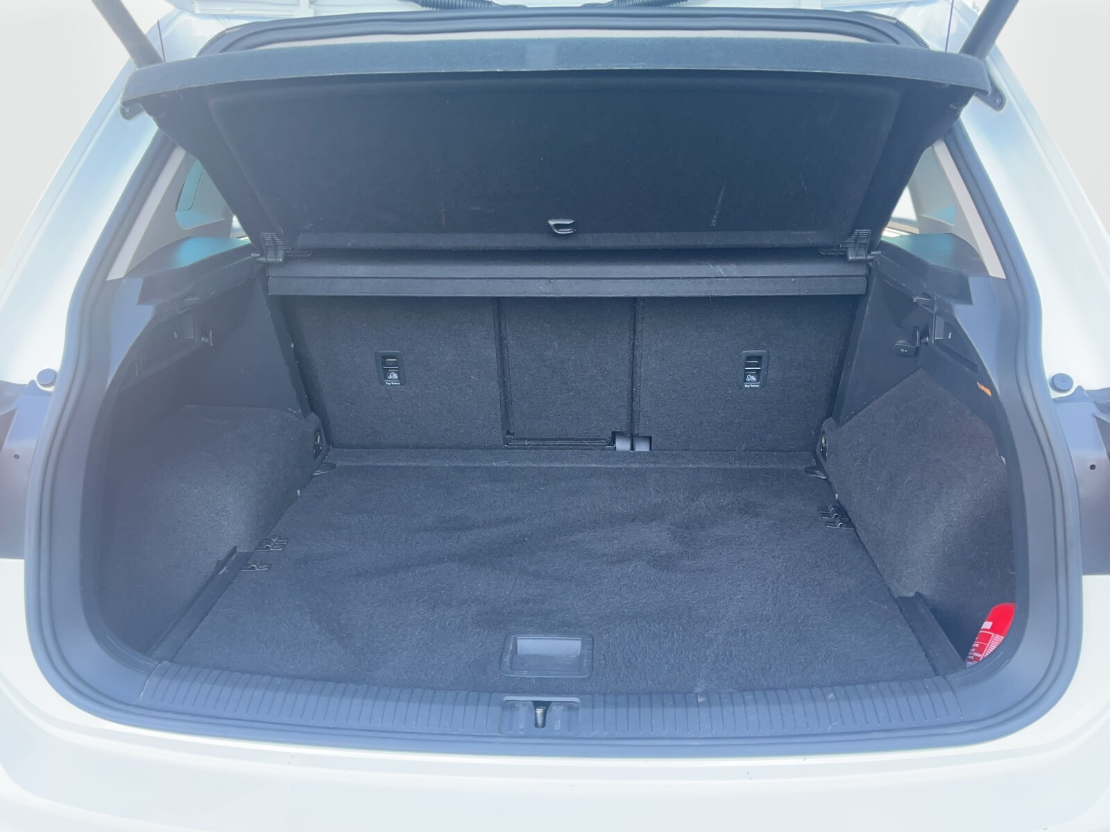 Volkswagen Tiguan - zdjęcie 15