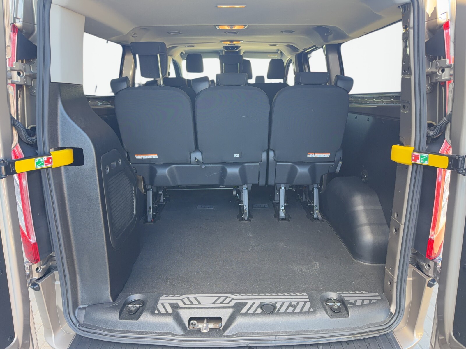 Ford Transit Custom - zdjęcie 19