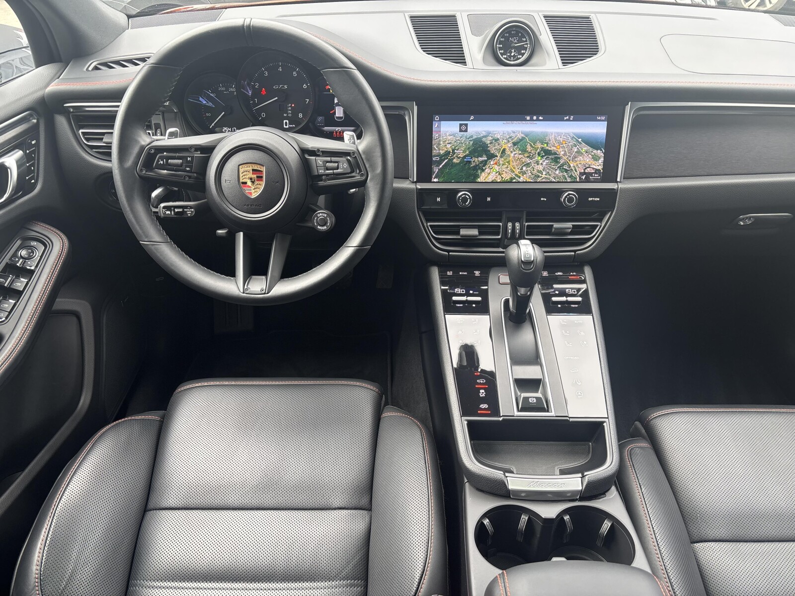 Porsche Macan - zdjęcie 10