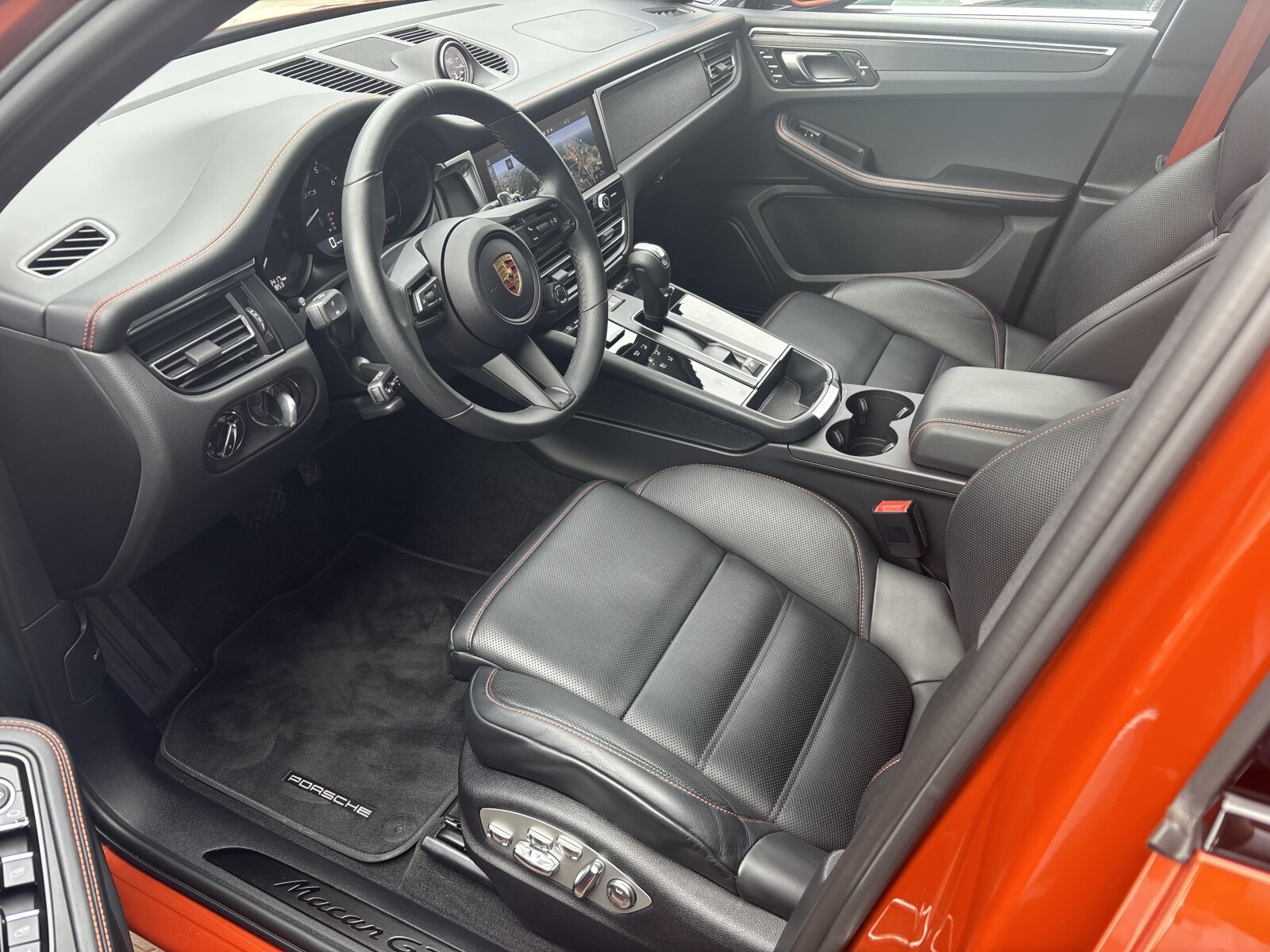 Porsche Macan - zdjęcie 15