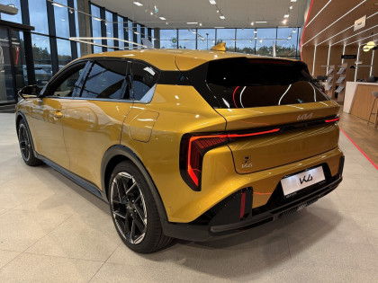 Kia K4