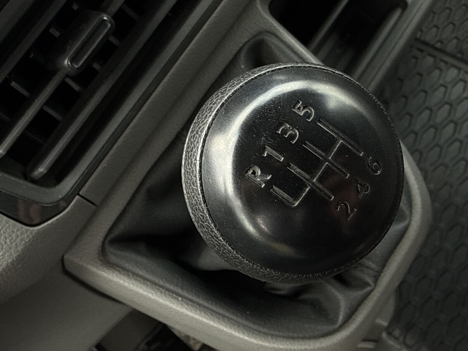 Volkswagen Crafter - zdjęcie 17