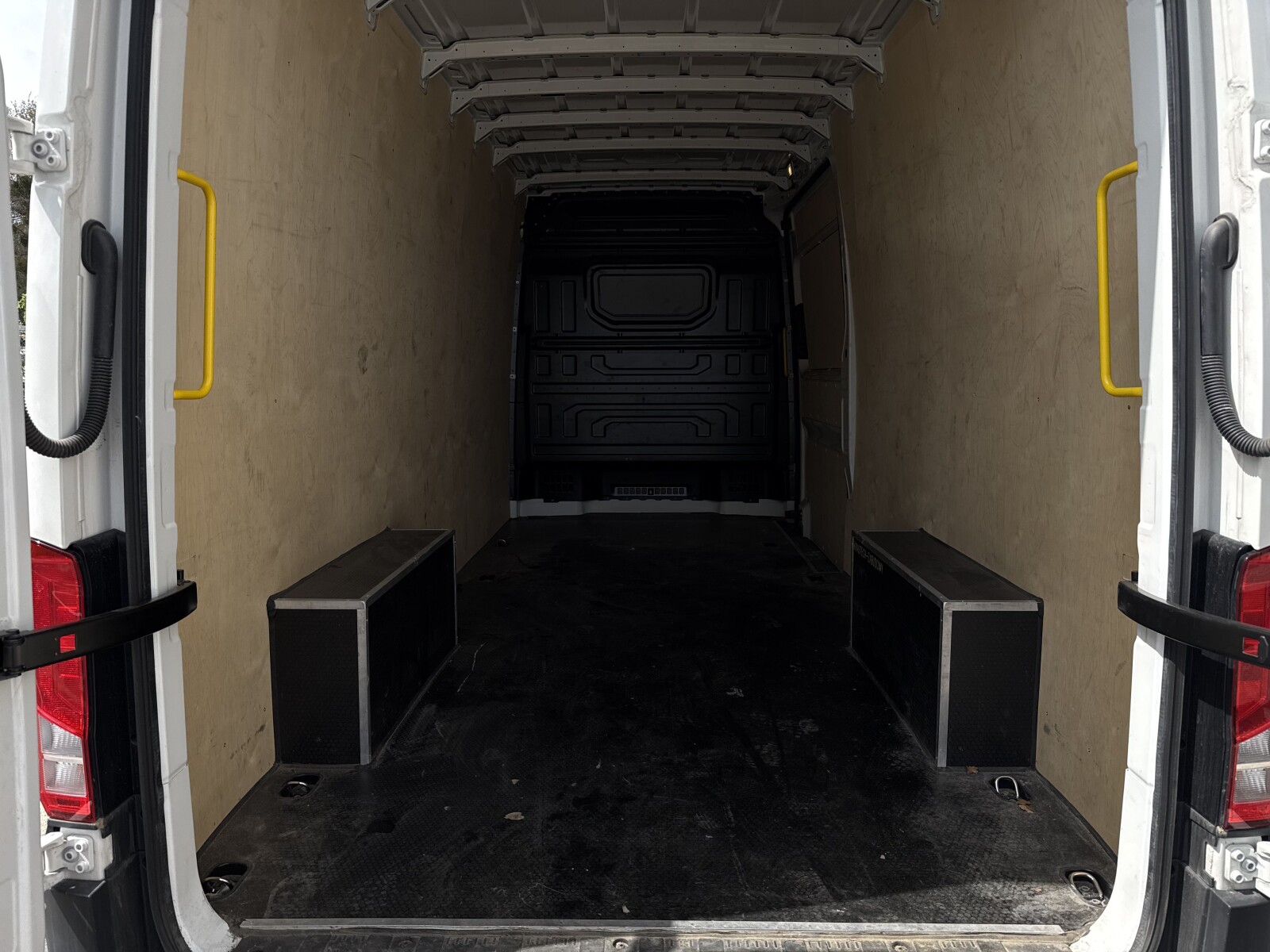 Volkswagen Crafter - zdjęcie 21
