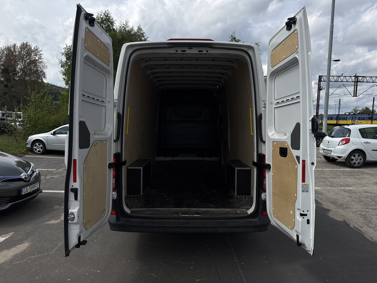 Volkswagen Crafter - zdjęcie 20