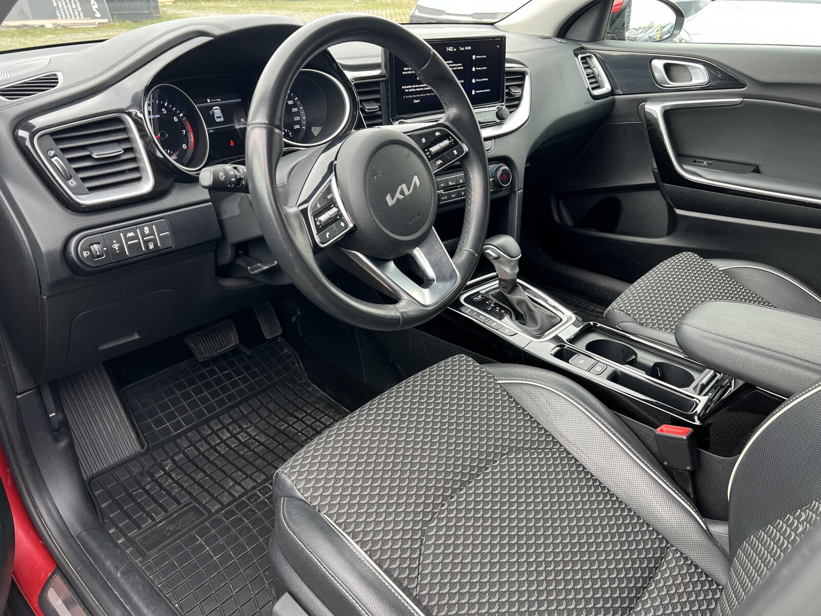 Kia XCeed - zdjęcie 10