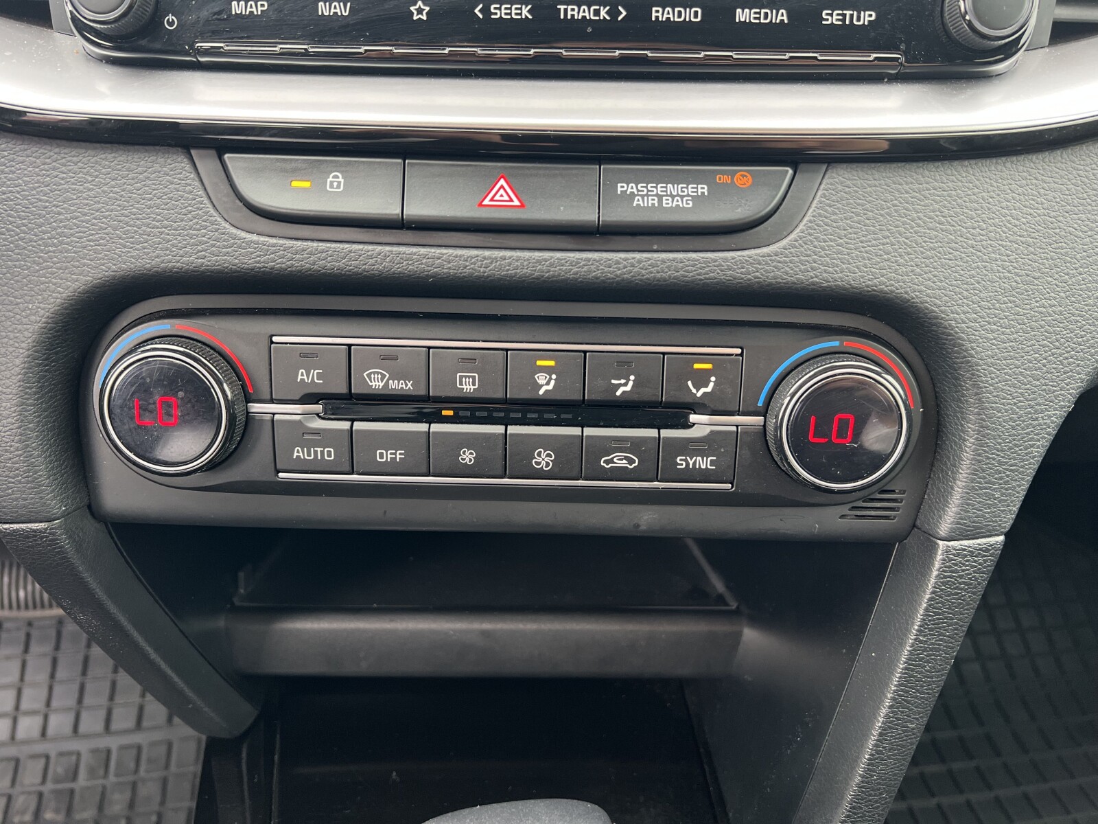 Kia XCeed - zdjęcie 18