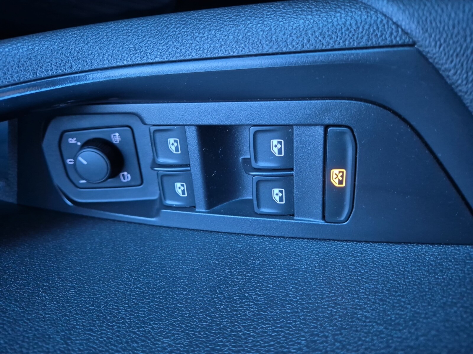 Škoda Karoq - zdjęcie 17