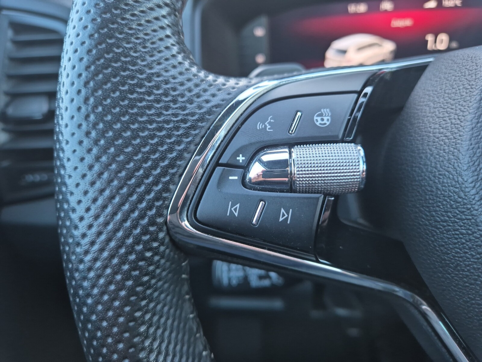 Škoda Karoq - zdjęcie 18
