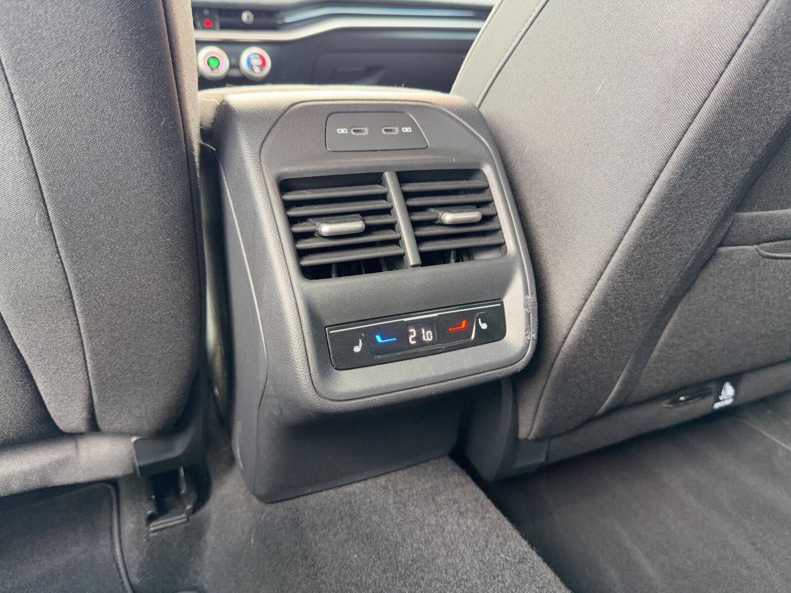 Škoda Superb - zdjęcie 34