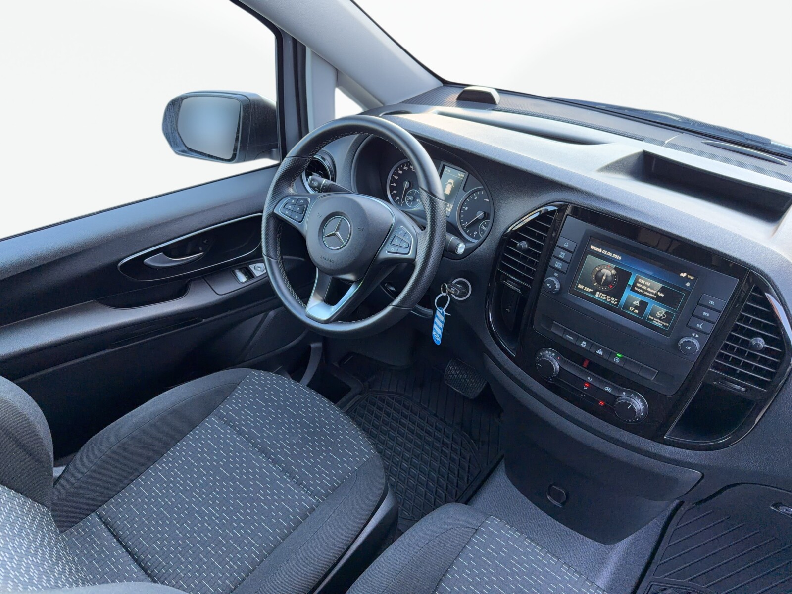 Mercedes-Benz Vito - zdjęcie 27