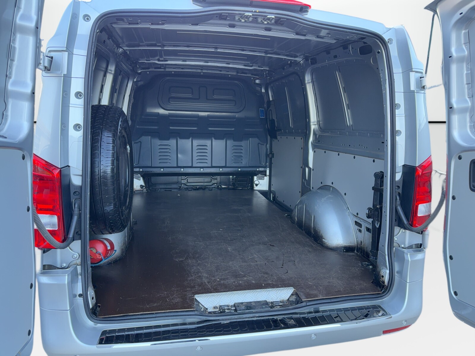 Mercedes-Benz Vito - zdjęcie 28