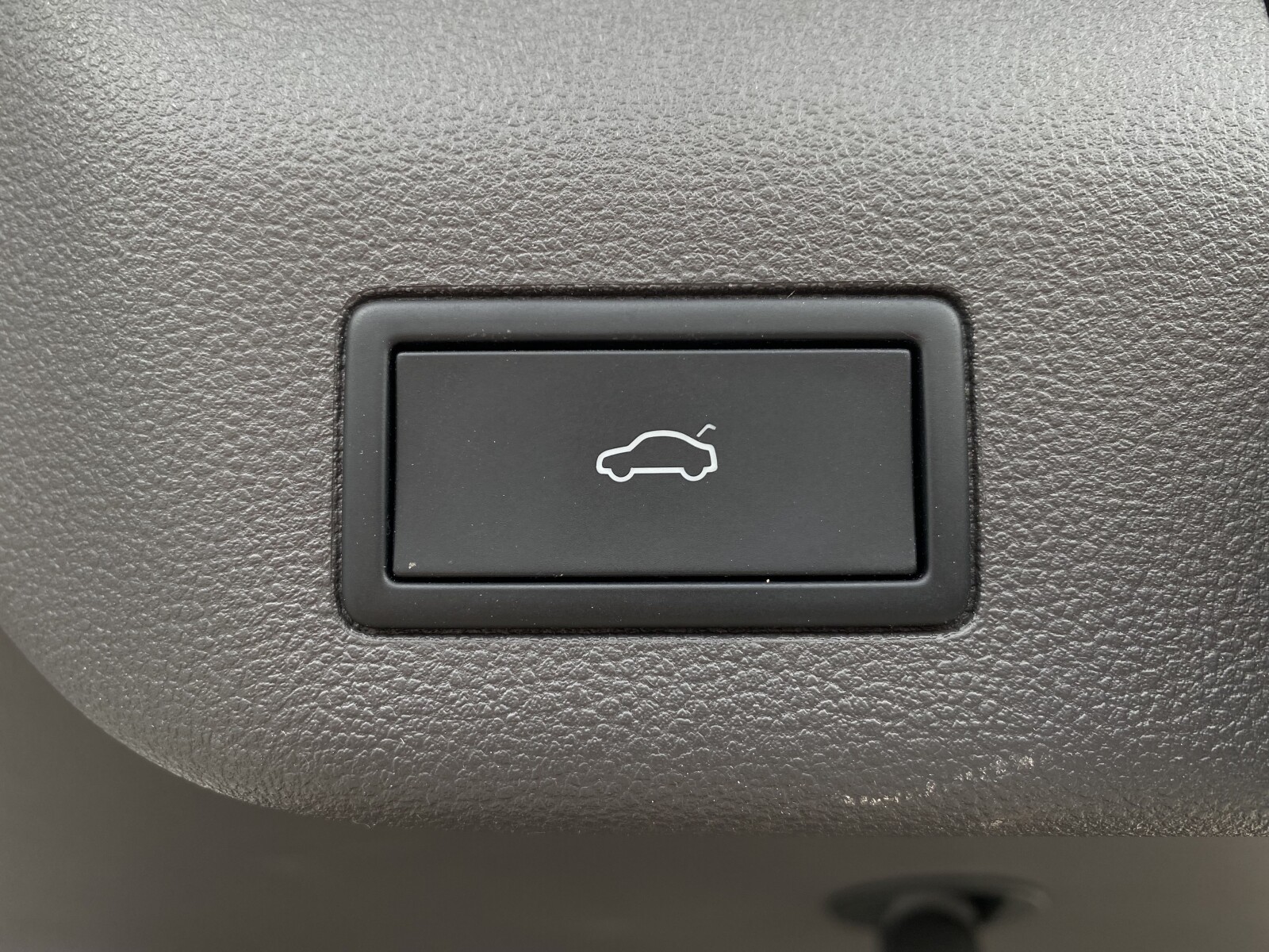 Volkswagen Multivan - zdjęcie 15